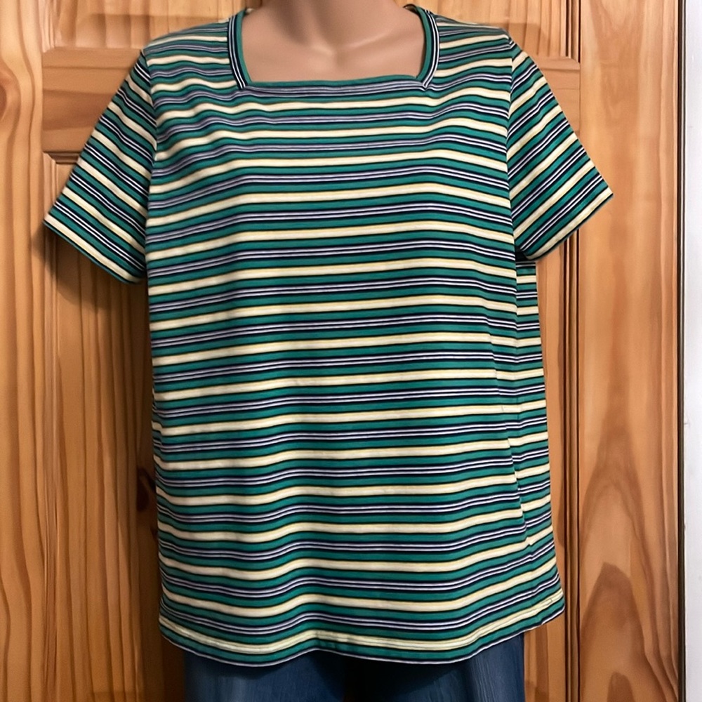 Box neck Baxter&Wells Short Sleeve Tee